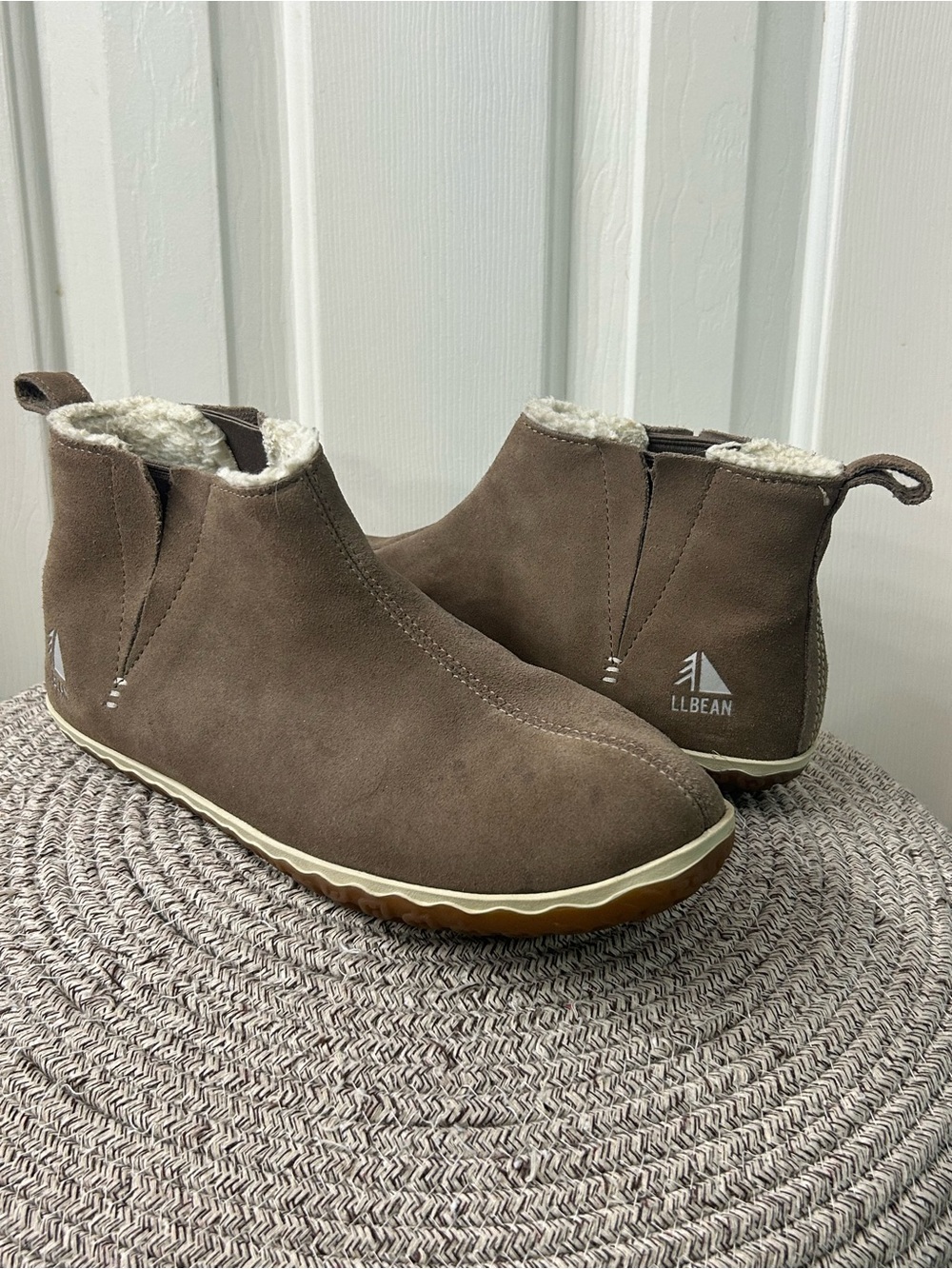 L.L.Bean Mountain Slipper Boots Womens 9 M Ankle Bootie 301554 Suede Brown